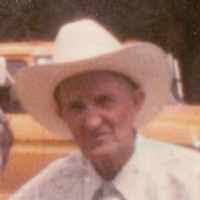 Floyd Robbins's Instagram, Twitter & Facebook