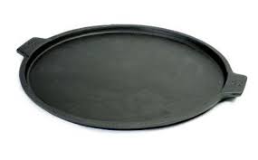 Amazon Com Pizzacraft Pc0300 13 Round Cast Iron Pizza Pan With Handles Kitchen Dining Cast Iron Pizza Pan Cast Iron Pizza Pan Pizza