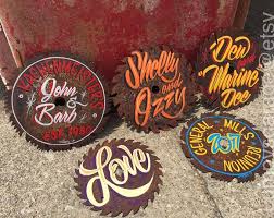 Etsy Dein Marktplatz Um Handgemachtes Zu Kaufen Und Verkaufen Garage Art Hand Painted Hand Painted Signs