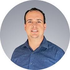 Emily Wentzell's Instagram, Twitter & Facebook