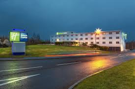 Other amenities include wifi in public areas, self parking, and a business center. Holiday Inn Express Manchester Airport In Manchester Hotel Rates Reviews On Orbitz