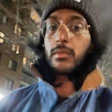 Daniel Varghese (@drvarg01)