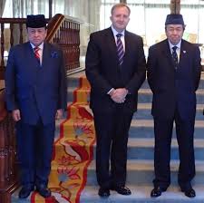 Sultonning hukmronligi belgilandi selangor qo'shilish federatsiya malay shtatlari, a federatsiya to'rttadan himoyalangan davlatlar ichida malay yarim oroli, shu jumladan perak, negeri sembilan va. Hrh Sultan Sharafuddin Of Selangor Received Czech Ambassador Embassy Of The Czech Republic Kuala Lumpur