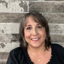 Amazon.com: A Part of Her, Too: A Novel: 9781736258477: Spence, Patricia:  Libros