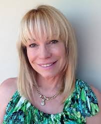 The Missing Piece in Business : Gardner, Kate: Amazon.in: Books