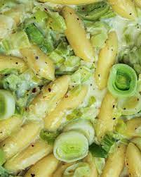 Schupfnudeln Mit Lauch Sahne Sosse 10 Minuten Rezept Genuss Des Lebens Vegetarische Gesunde Rezepte Rezept In 2021 Rezepte Mit Schupfnudeln Rezepte Rezept Lauchgemuse