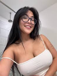 AndiiPoops - Free pics, galleries & more at Babepedia