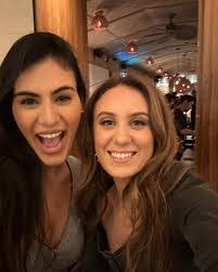 Shannan Ferry's Instagram, Twitter & Facebook