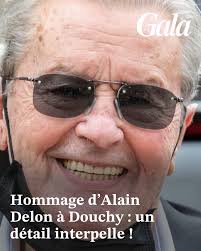 Hommage d'Alain Delon à Douchy : un détail interpelle ! ➡️  https://l.gala.fr/6Wy