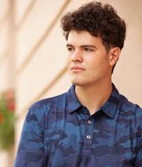 Luke Earls's Instagram, Twitter & Facebook