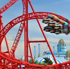 Huracan is a steel roller coaster at belantis amusement park in leipzig, germany. Vergnugungsparks Kopfuber In Den Absturz Auf Der Achterbahn Welt