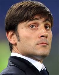 Montella's nickname during his playing career was aeroplanino, in reference to his small stature and trademark goal celebration. Biografia Di Vincenzo Montella