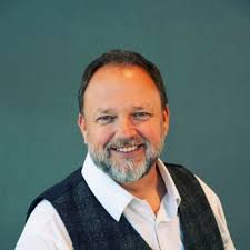 A FAME STUDENT SPEAKS (and it's really good!) Paula Rodriguez is a senior  (2nd year) student in the INFAME-Princeton chapter in Indiana. She has a  remarkable story that spans nations. Click this