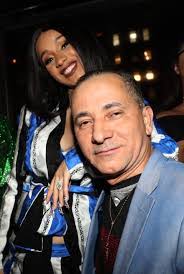 Carlos Almanzar's Instagram, Twitter & Facebook