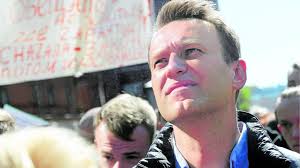 See more of алексей навальный on facebook. Analyse Vergifteter Kreml Kritiker Wer Ist Alexej Nawalny Augsburger Allgemeine