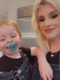Histórias de Kelly e Baby Sidney com Slipknot