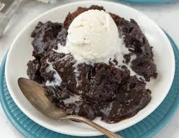 Recette Facile De Pouding De Brownies Au Chocolat Dans La Mijoteuse Recipe Slow Cooker Brownies Crock Pot Desserts Slow Cooker Desserts