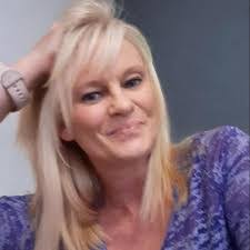 Cindy Eads's Instagram, Twitter & Facebook