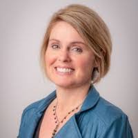 Shelly Dobbins's Instagram, Twitter & Facebook