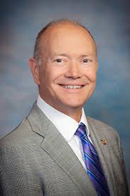 Toni Alexander Named Dean of the UAFS College of Arts & Sciences (Movers &  Shakers)