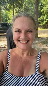 Amy Keech Fox (@amymariefox)