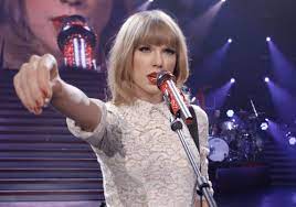 Taylor swift s wisdom teeth woes people com. Taylor Swift Chips Tooth On Stage During Red World Tour I Punched Myself Video Capital
