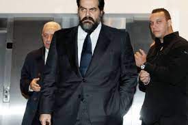 Δύσκολες ώρες βιώνει από τα ξημερώματα της τρίτης η αννίτα πάνια, καθώς από τη ζωή έφυγε ο πολυαγαπημένος της πατέρας σε ηλικία 81 χρονών. Toy Gyrisan Thn Plath Kai Apoxwrei O Pateras Sport 24
