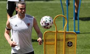 Во втором туре валлийцы обыграли в баку сборную турции. Wales And Bale Ready For Hostile Reception As They Prepare For Turkey Wales The Guardian