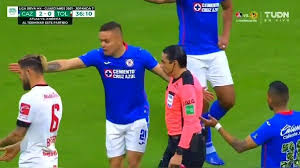 Cruz azul y toluca medirán fuerzas en el apertura 2019 de la liga mx. Video Cruz Azul Vs Toluca Arbitro Desvio Balon E Impidio Gol De La Maquina En La Liga Mx Rpp Noticias