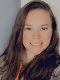 Heather Linker's Instagram, Twitter & Facebook