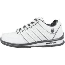 As an early leader in tennis shoes, they now have shoes for multiple athletic pursuits, from tennis to running, to walking the trails and city streets. K Swiss Sneaker Gunstig Online Kaufen Kaufland De