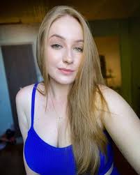 I'm from Spain, I'm looking for a good partner for me, I don't care about  your finances, I have a business, the most important thing is to be loyal  💕 📲 https://cutt.ly/BrC6oQZ1