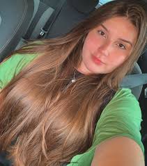 Amanda Zanella (@amandazdc) • Instagram photos and videos