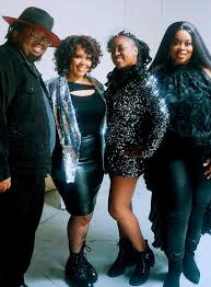 Chay Crews ( IREBEL MODEL/SRJR SINGER