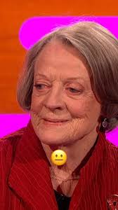quite possibly our favourite #maggiesmith moment #grahamnorton  #thegrahamnortonshow #actingroyalty