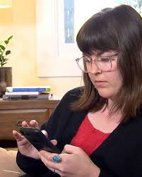 Why people are turning to Instagram for therapy and mental health needs