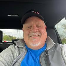 Looking for a bag and bag frame for a Xl one