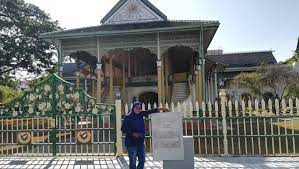 Bagaimana nasib tempat lainnya jika perang suriah semakin meluas? 10 Tempat Bersejarah Menarik Wajib Dilawati Di Alor Setar Kedah Pengembaraan Along Murni Am