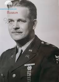 SACHS Edward, 550th Glider Infantry Battalion commander