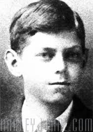 Timeline — HARLEY EARL