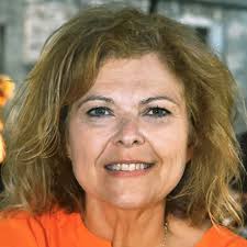 Het Kadia Email & Phone Number