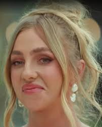 Why are all the brides plastic? : r/MAFS_AU