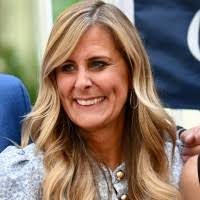 Sabrina Hackett's Instagram, Twitter & Facebook