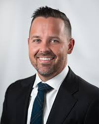 Tim Mott's Instagram, Twitter & Facebook