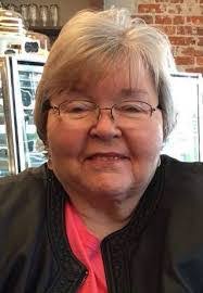 Jennifer Streeter's Instagram, Twitter & Facebook