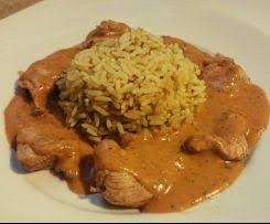 Hahnchengeschnetzeltes In Bunter Gemuserahmsosse Mit Reis Rezept Hahnchengeschnetzeltes Hahnchengeschnetzeltes Rezept Rezepte