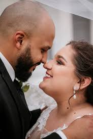 A Couple Took Their Wedding Photos in a Supermarket Cereal Aisle
