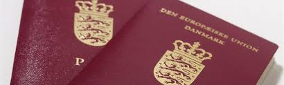 The rules depends on how you arrive in denmark and your ties with or your purpose of entering denmark. Personlige Forhold Pas