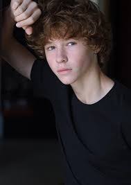 Dylan Hoffman's Instagram, Twitter & Facebook