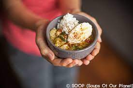 Mahitaji ndizi karanga/ntwiri utakazopenda samaki nyanya 3 kitunguu 1 karoti 1 mafuta vijiko 5 vya chakula. Tanzania Curried Banana Fish Soup Ndizi Na Samaki Soop Soups Of Our Planet